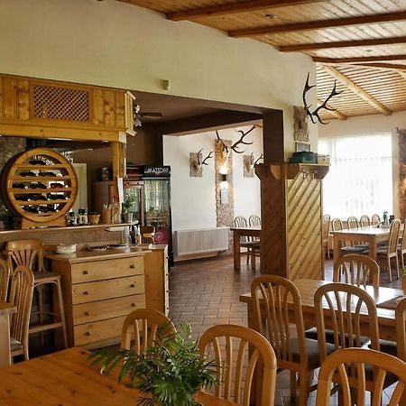 Penzion-Restaurant U Svabku Tachov  Luaran gambar