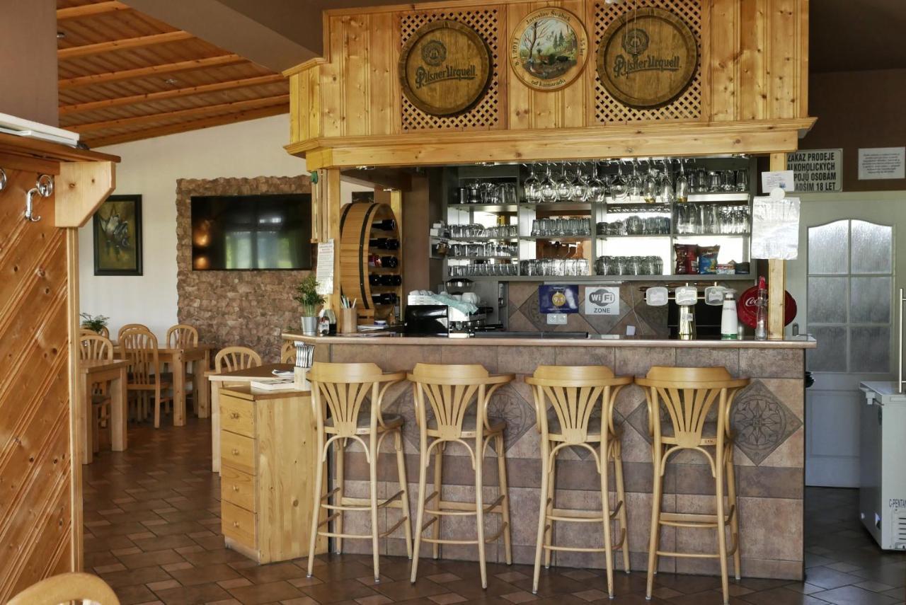 Penzion-Restaurant U Svabku Tachov  Luaran gambar