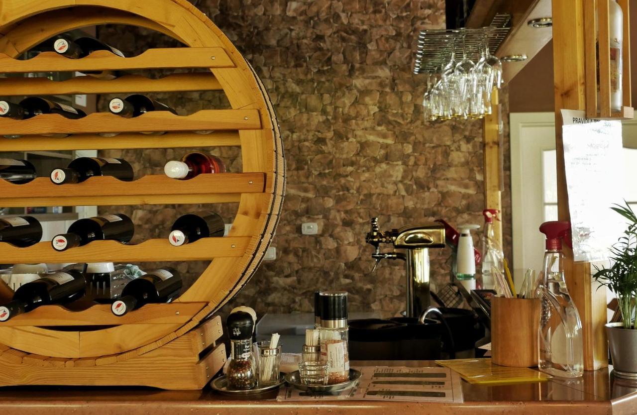 Penzion-Restaurant U Svabku Tachov  Luaran gambar