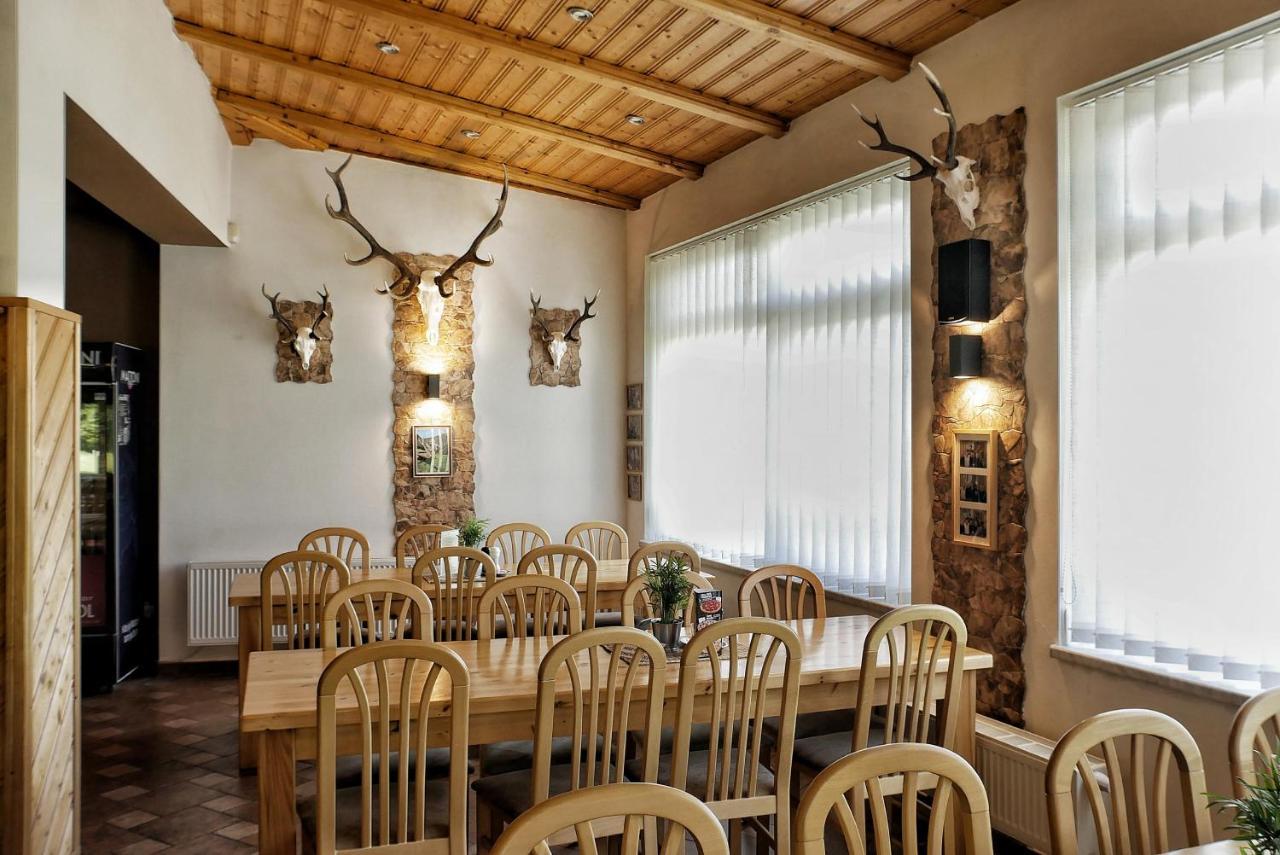 Penzion-Restaurant U Svabku Tachov  Luaran gambar